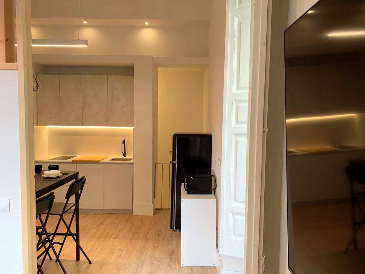 Apartamento Duplex Planta Baja Con Aparcamiento Gratuito En Palacio De Mijares Llanes Exterior photo