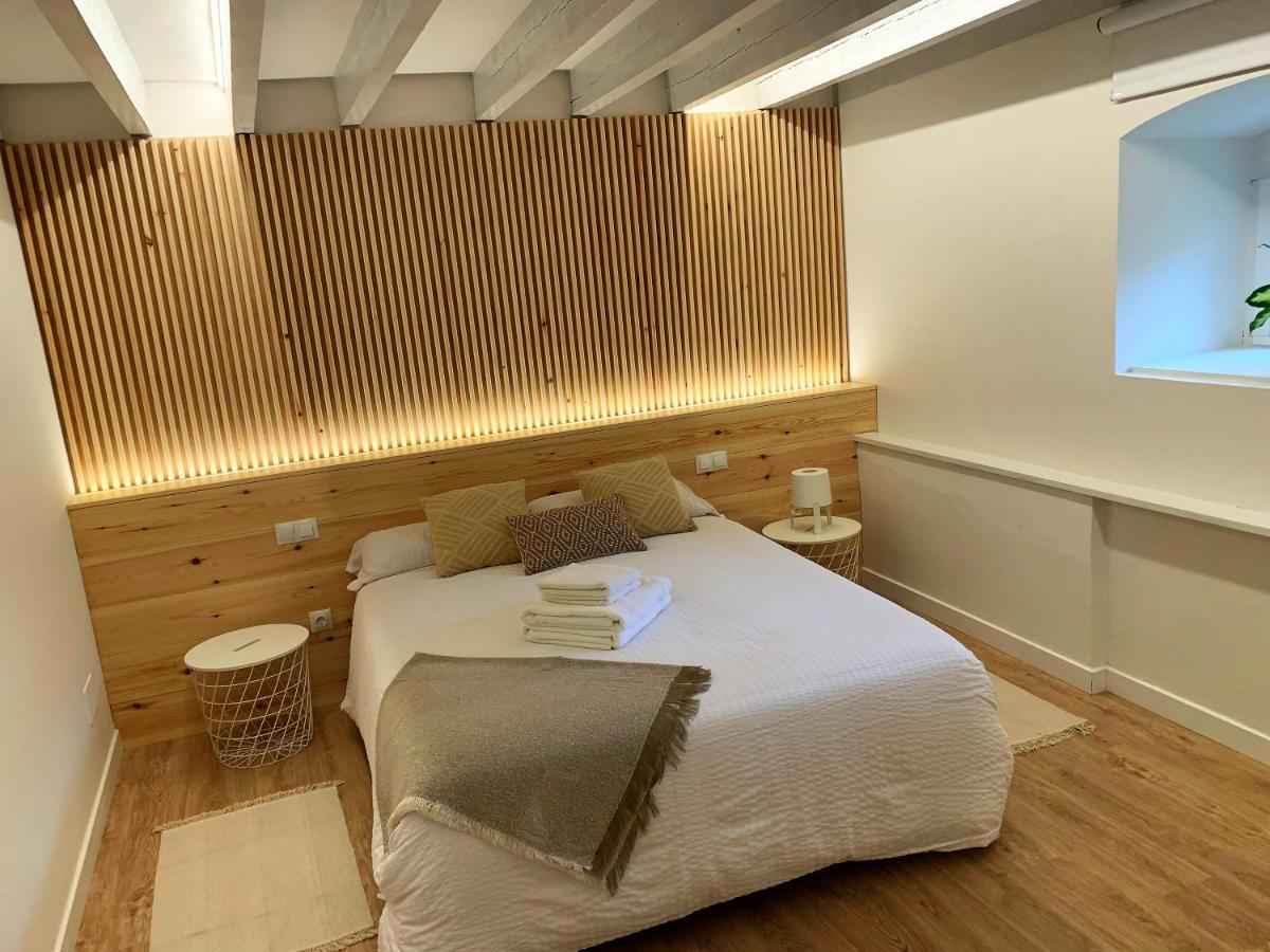 Apartamento Duplex Planta Baja Con Aparcamiento Gratuito En Palacio De Mijares Llanes Exterior photo